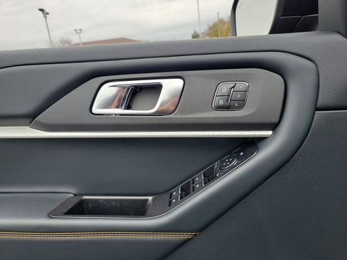 New 2026 Ford Explorer Tremor w/ Tremor Convenience Package image 18