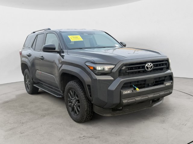 Used 2025 Toyota 4Runner SR5 AWD/4WD image 3