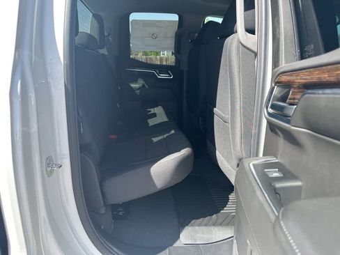 New 2024 GMC Sierra 1500 Elevation image 20