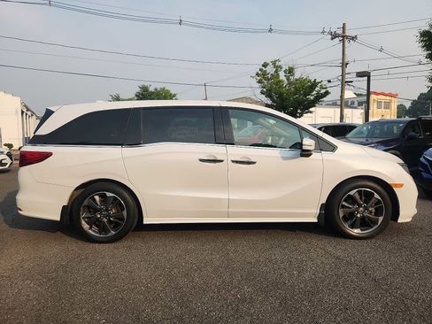 Used 2023 Honda Odyssey Elite image 7