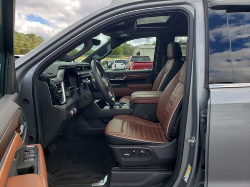 Used 2024 GMC Sierra 1500 Denali Ultimate image 39