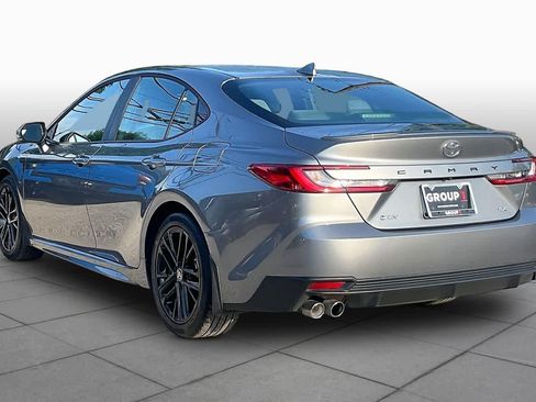 Used 2026 Toyota Camry SE w/ Convenience Package FWD image 12