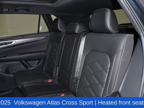 Used 2025 Volkswagen Atlas Cross Sport SE image 28