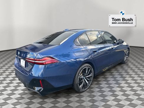 Certified 2025 BMW 530i w/ M Sport Package image 3