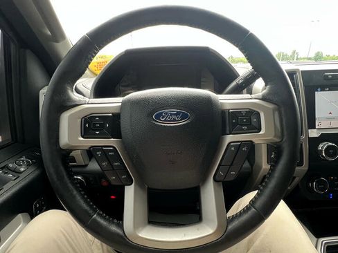 Used 2019 Ford F350 Lariat w/ Lariat Ultimate Package image 17