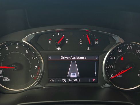 Used 2023 Chevrolet Blazer LT AWD/4WD image 29