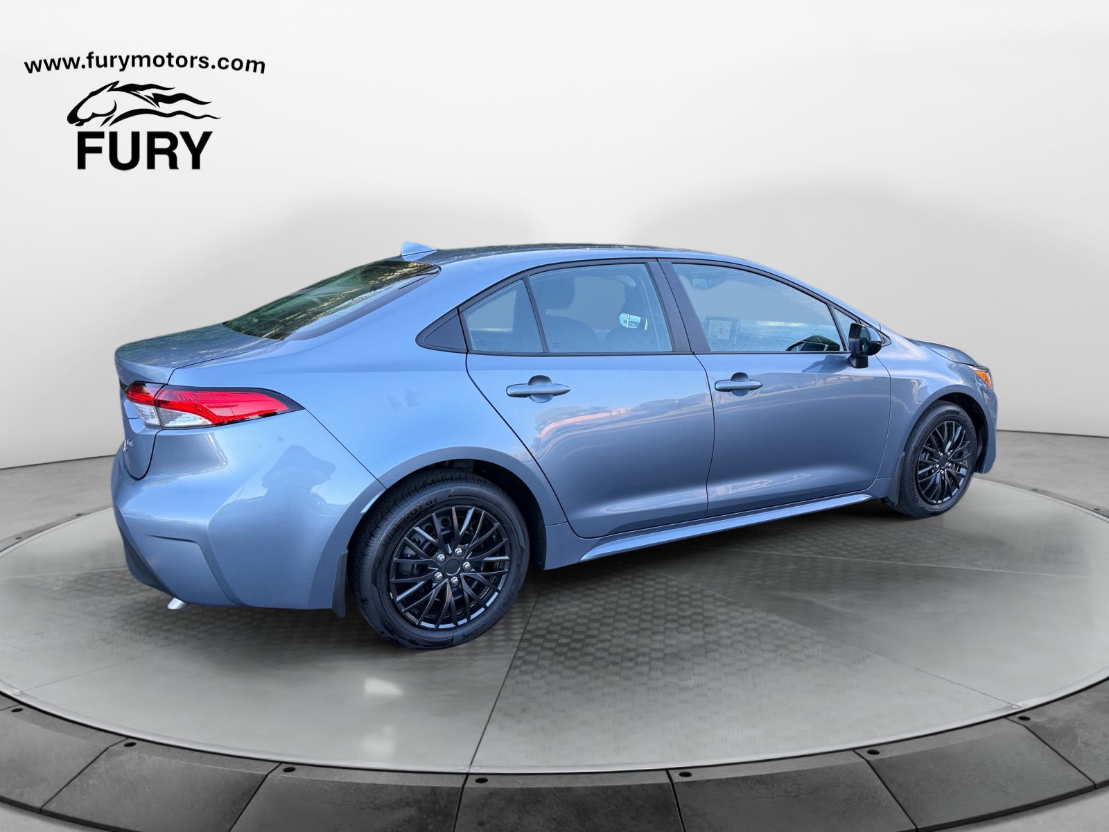 Used 2026 Toyota Corolla LE FWD image 4