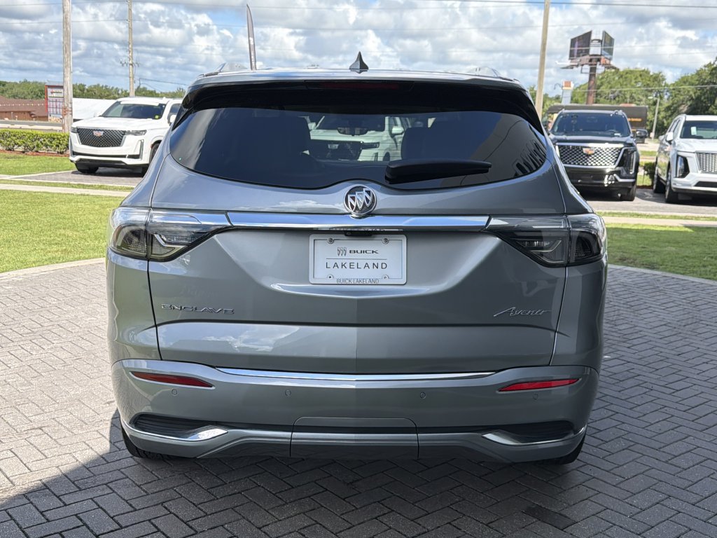 Certified 2023 Buick Enclave Avenir w/ Avenir Technology Package FWD image 5