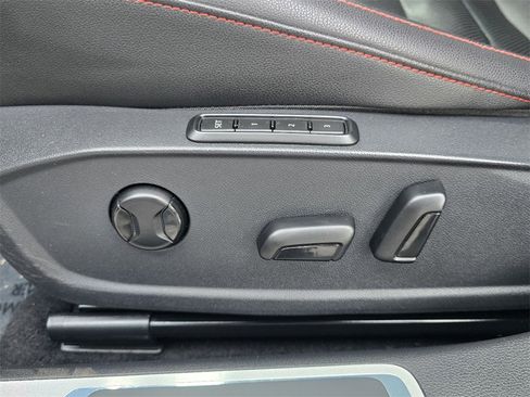 Used 2021 Volkswagen Jetta GLI Autobahn image 14