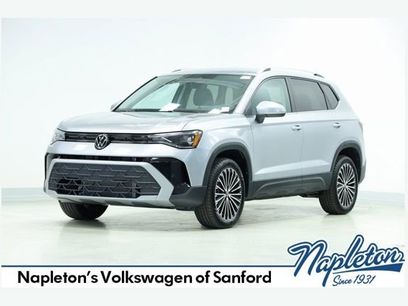 New 2025 Volkswagen Taos SE