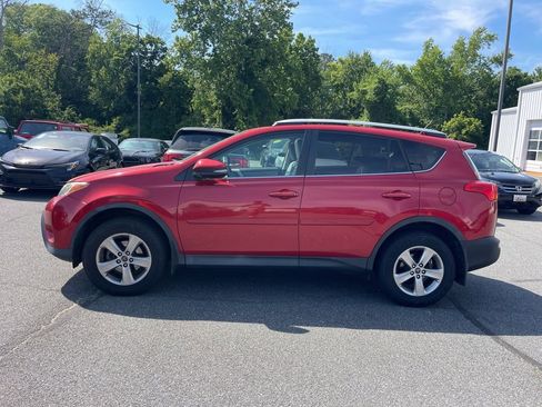 Used 2015 Toyota RAV4 XLE AWD/4WD image 2
