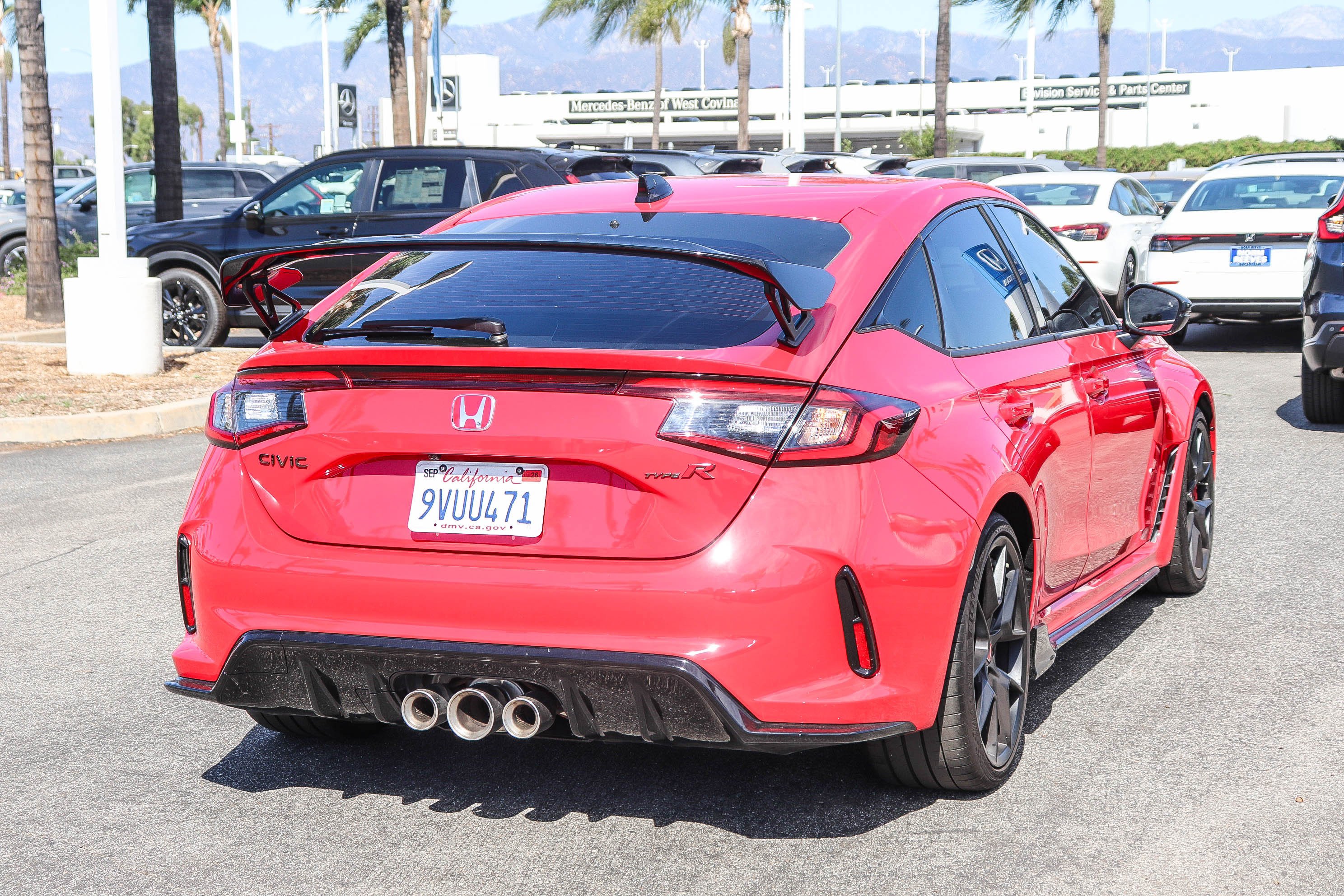 Used 2025 Honda Civic Type R image 9