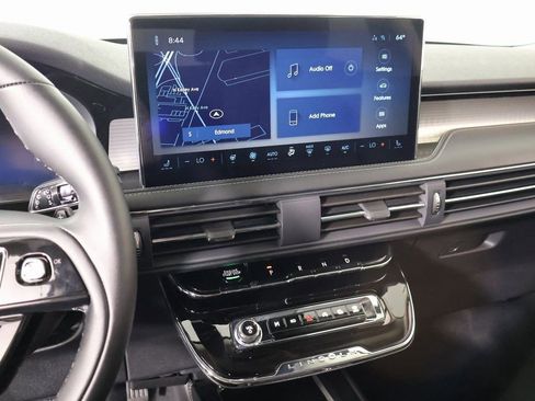 New 2026 Lincoln Corsair Premiere image 5