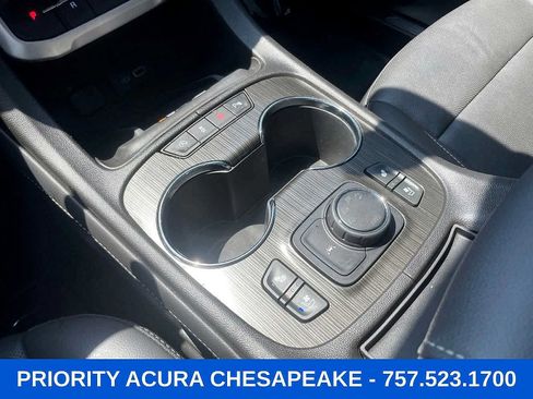 Used 2023 GMC Acadia SLT w/ Elevation Edition AWD/4WD image 19