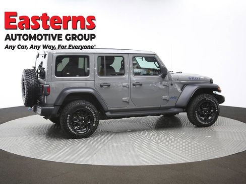Used 2023 Jeep Wrangler Unlimited w/ Sun & Screen Package image 50