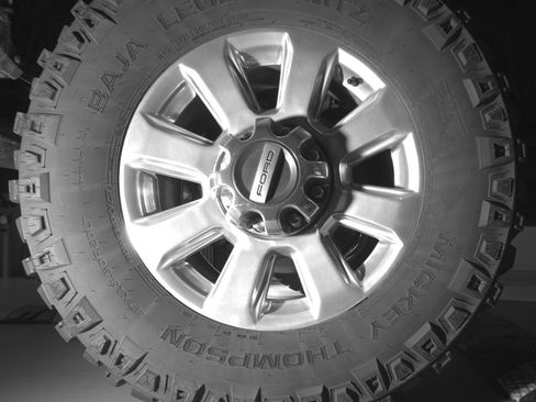 Used 2020 Ford F250 Platinum w/ FX4 Off-Road Package AWD/4WD image 12