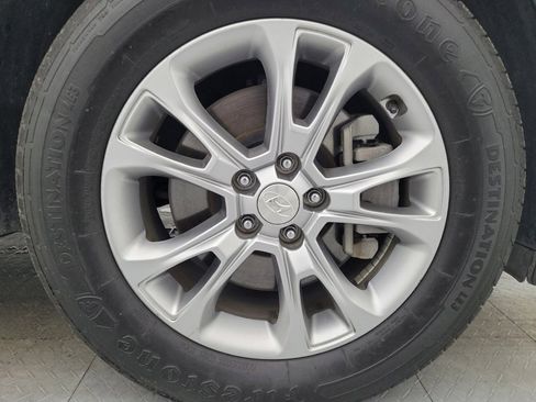 Used 2022 Hyundai Palisade SE image 31