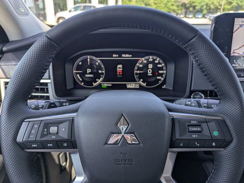 New 2025 Mitsubishi Outlander SE AWD/4WD image 30