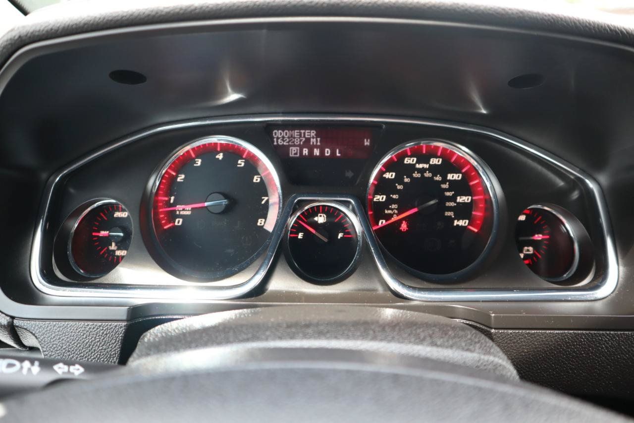 Used 2015 GMC Acadia SLE FWD image 24