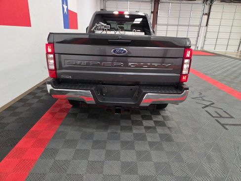 Used 2020 Ford F350 XLT image 25