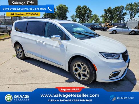 Used 2022 Chrysler Pacifica Limited FWD image 5