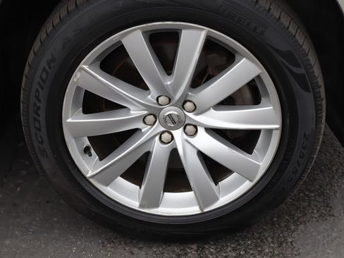 Used 2016 Volvo XC90 T6 Momentum w/ Momentum Plus Package AWD/4WD image 10