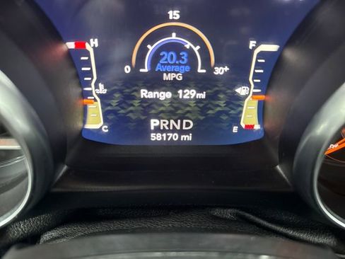 Used 2020 Jeep Wrangler Unlimited Sahara image 21