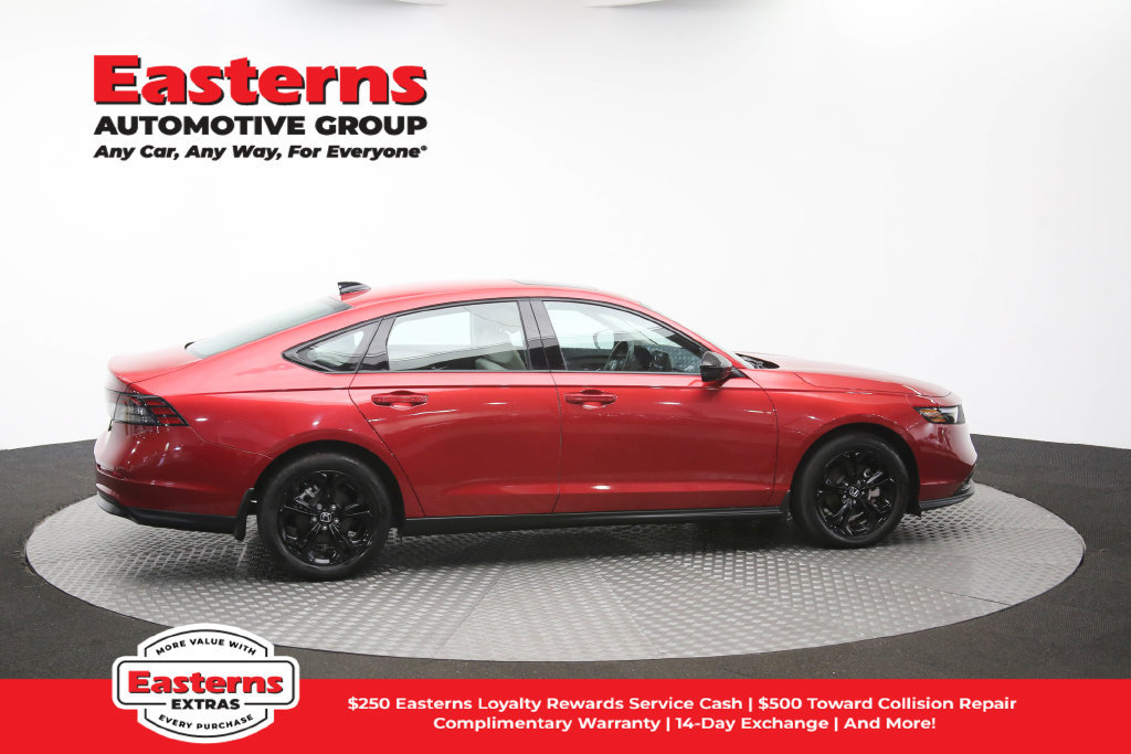 Used 2025 Honda Accord SE image 44