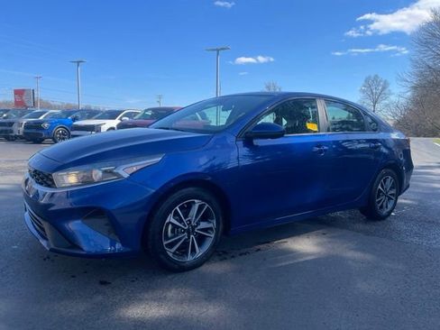 Certified 2023 Kia Forte LXS image 1