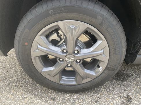 New 2026 Honda HR-V LX image 7