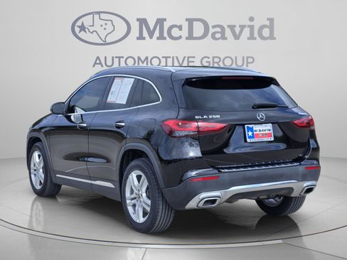 Used 2021 Mercedes-Benz GLA 250 4MATIC image 4