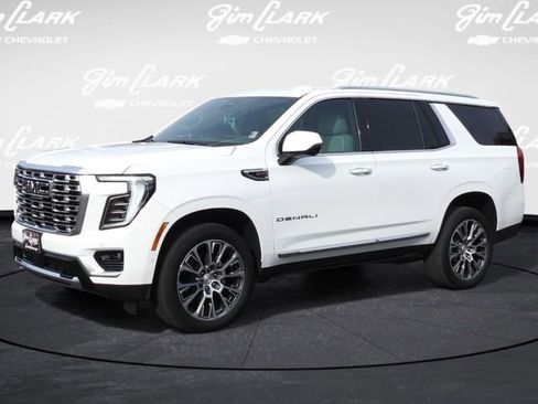 Used 2025 GMC Yukon Denali AWD/4WD image 29