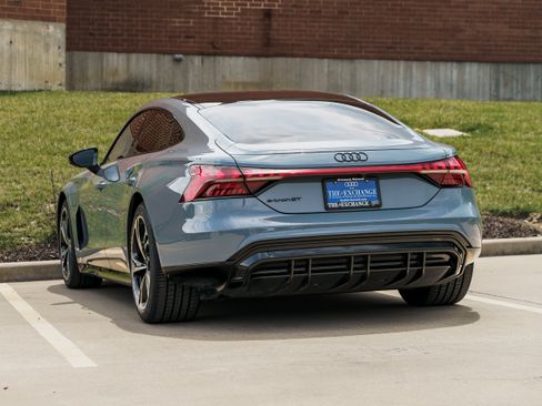 Used 2023 Audi e-tron GT Premium Plus w/ Performance Package AWD/4WD image 5