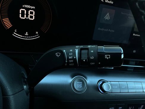 Used 2025 Hyundai Kona SEL image 38