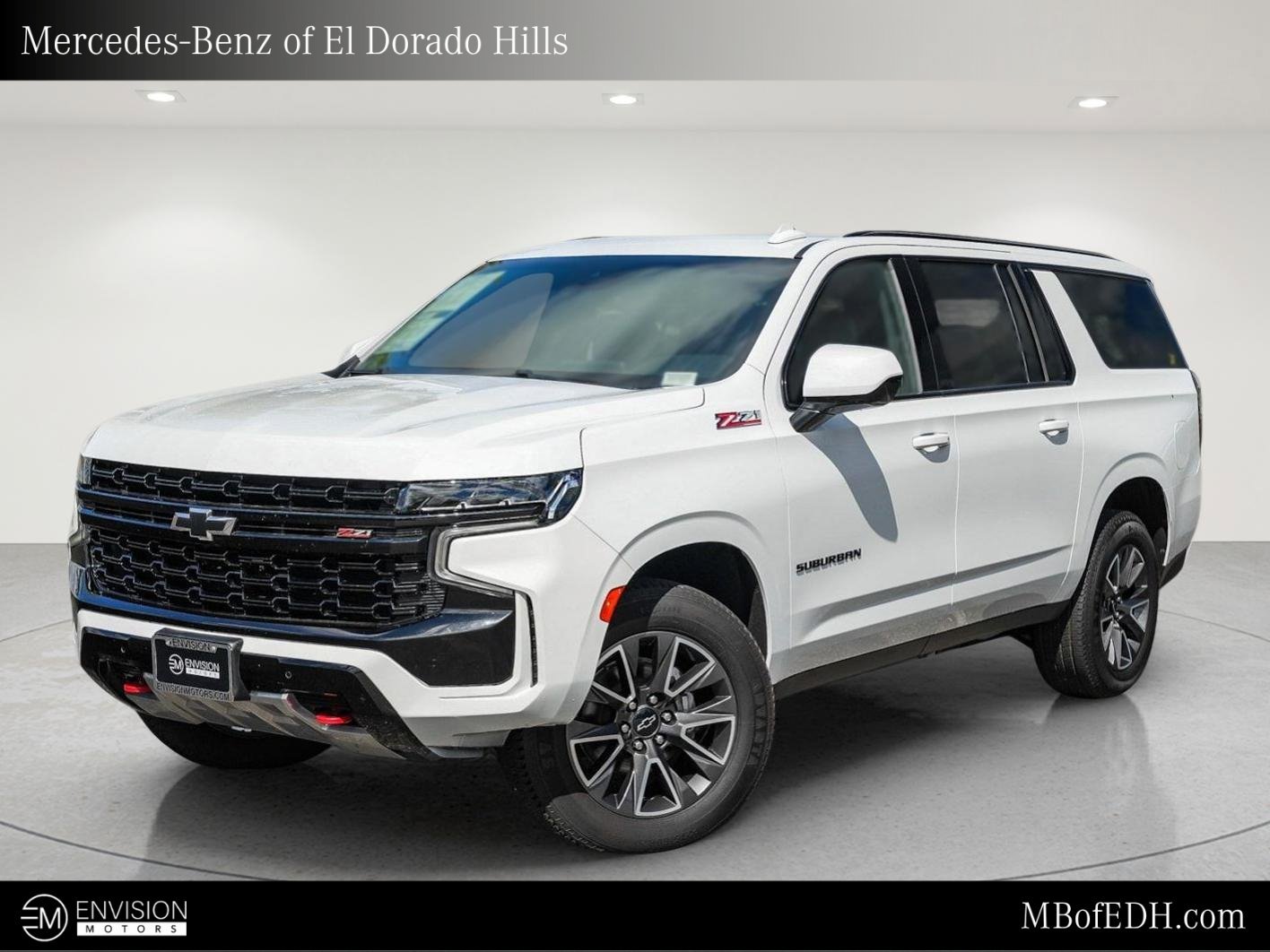 Used 2023 Chevrolet Suburban Z71 AWD/4WD image 1