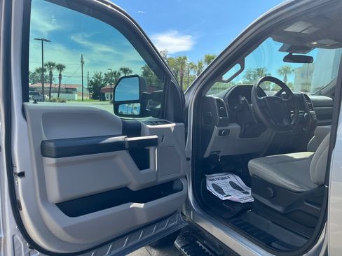 Used 2020 Ford F250 XL w/ STX Appearance Package AWD/4WD image 14