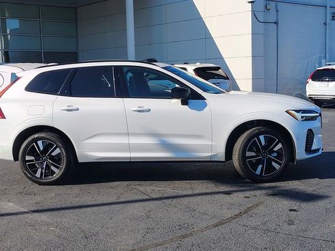 New 2026 Volvo XC60 B5 Plus w/ Climate Package image 2