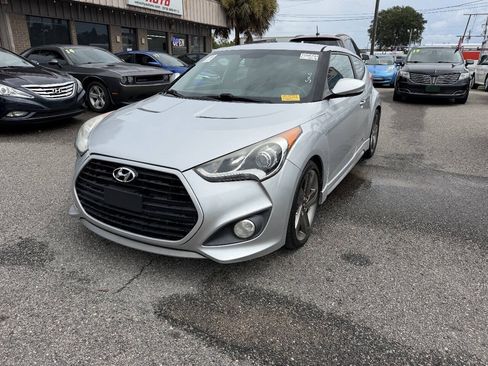 Used 2013 Hyundai Veloster Turbo FWD image 1