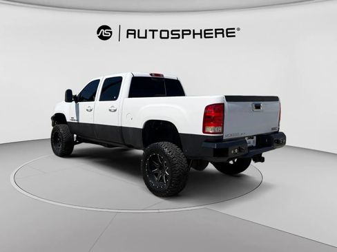 Used 2007 GMC Sierra 2500 SLT w/ Convenience Package AWD/4WD image 6
