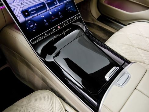 Used 2023 Mercedes-Benz Maybach S 680 4MATIC image 34
