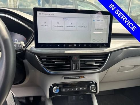 Used 2023 Ford Escape Platinum w/ Premium Technology Package AWD/4WD image 10