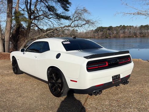Used 2016 Dodge Challenger R/T Plus image 8