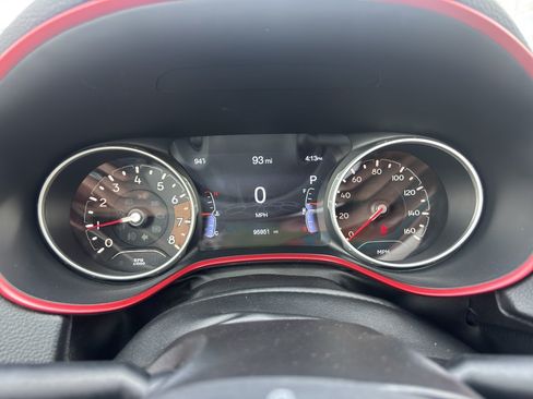 Used 2019 Jeep Compass Trailhawk AWD/4WD image 14