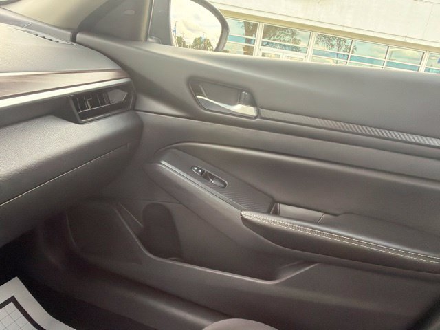 Used 2024 Nissan Altima 2.5 SV FWD image 21