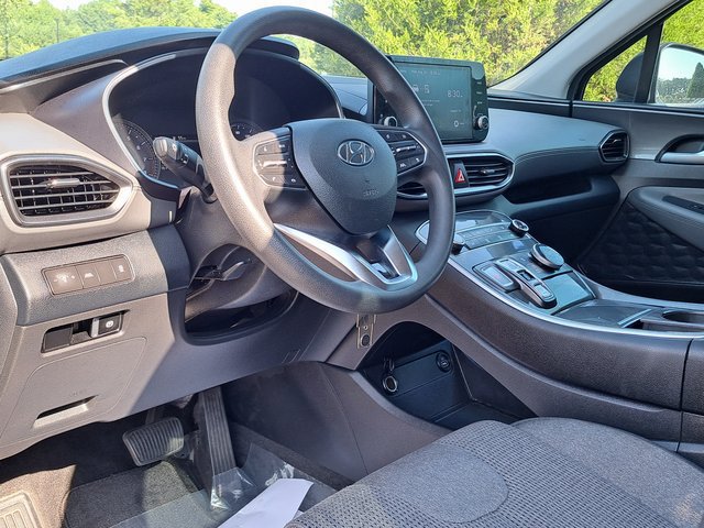 Used 2021 Hyundai Santa Fe SE FWD image 8