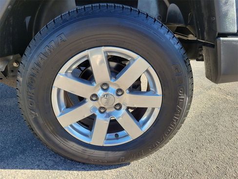 Used 2015 Jeep Wrangler Unlimited Sport image 11