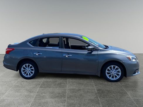 Used 2018 Nissan Sentra SV FWD image 6