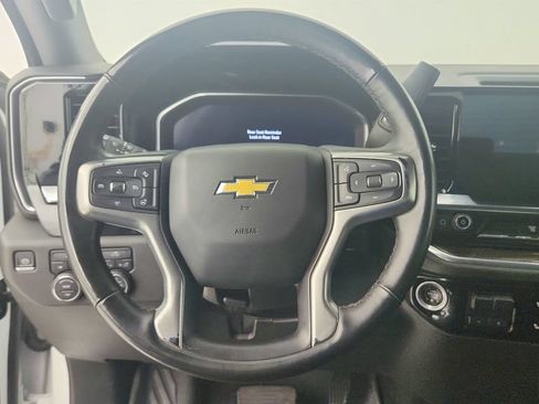 Certified 2024 Chevrolet Silverado 2500 LT AWD/4WD image 17