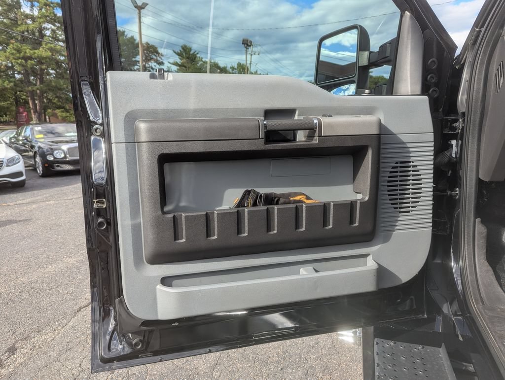 Used 2019 Ford F650 2WD SuperCab Super Duty image 15