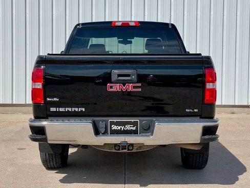 Used 2018 GMC Sierra 1500 SLE w/ Suspension Package, Off-Road AWD/4WD image 5